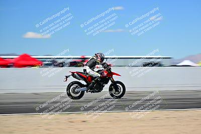 media/Mar-25-2024-Moto Forza (Mon) [[8d4319bd68]]/3-Intermediate Group/Session 4 (Front Straight Speed Pans)/